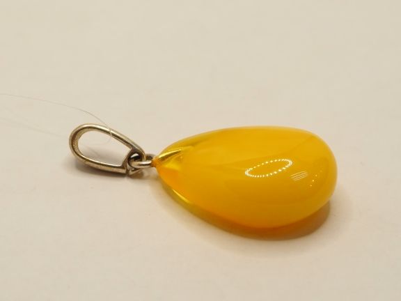 Серебряная подвеска с Янтарём- 57