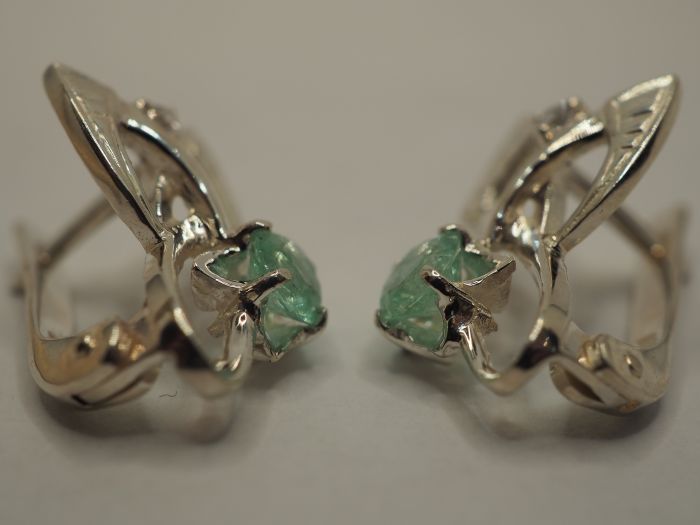 Серьги из серебра с натуральными бериллами - 90