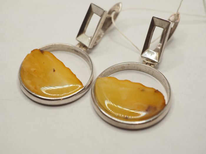 Серьги из серебра с Янтарём - 100